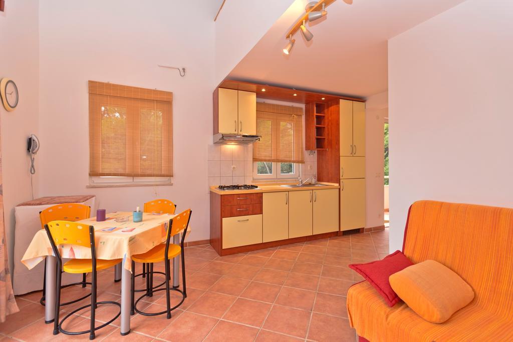 Apartments Nautic Zavala Ngoại thất bức ảnh